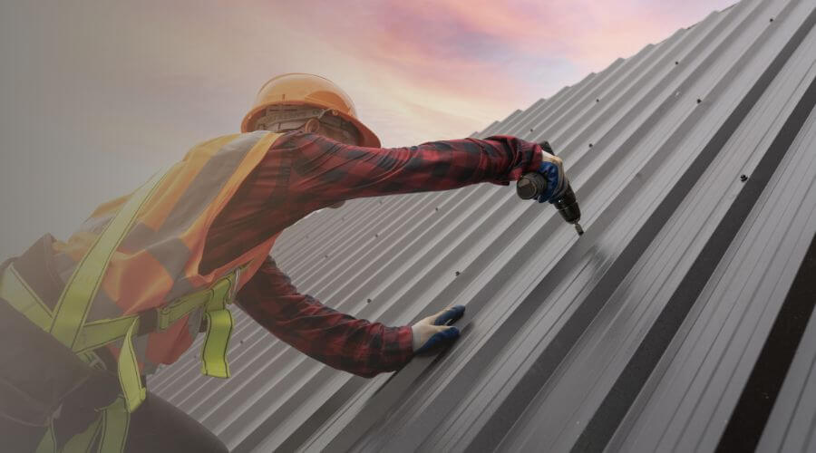 Professional gutter cleaning in Gays Mills, WI